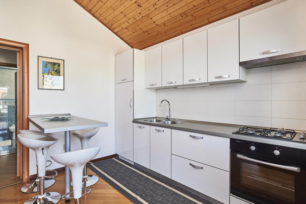 Lovely Roses Apartment Umag Exterior photo